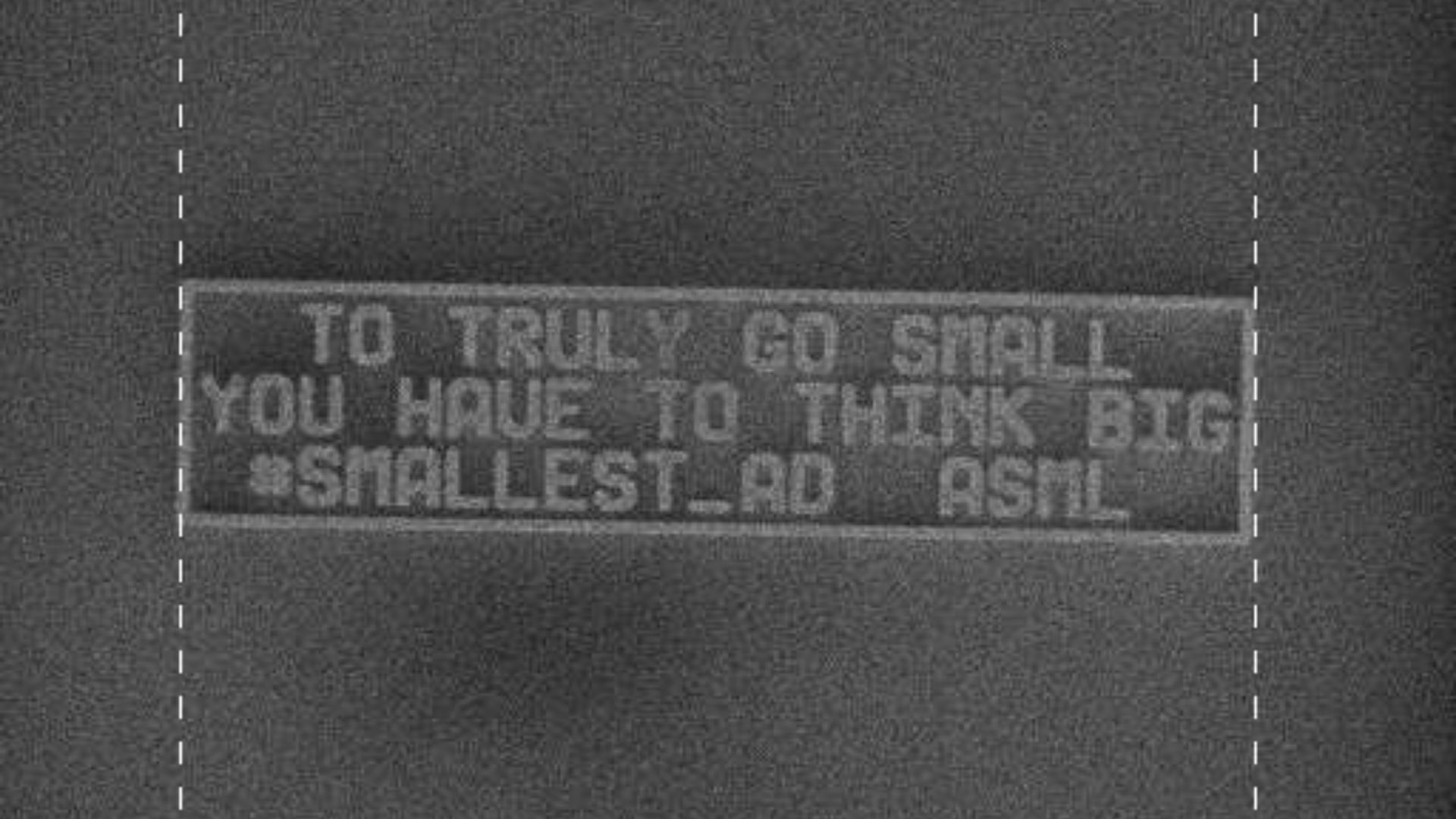世界上最小的广告的照片 -  ASML持有吉尼斯世界纪录